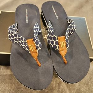 Tommy Hilfiger flip flops